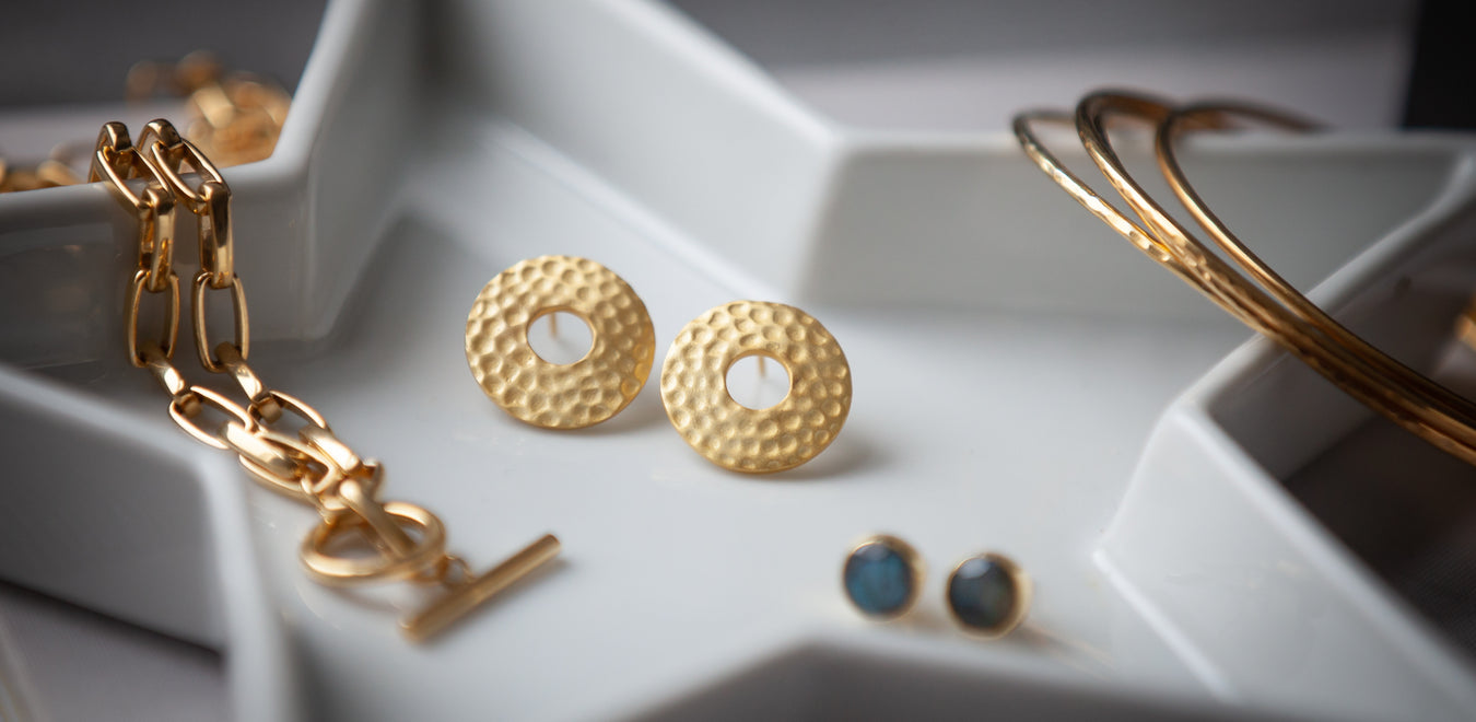 Earrings collection, Donna hammered circle gold earrings