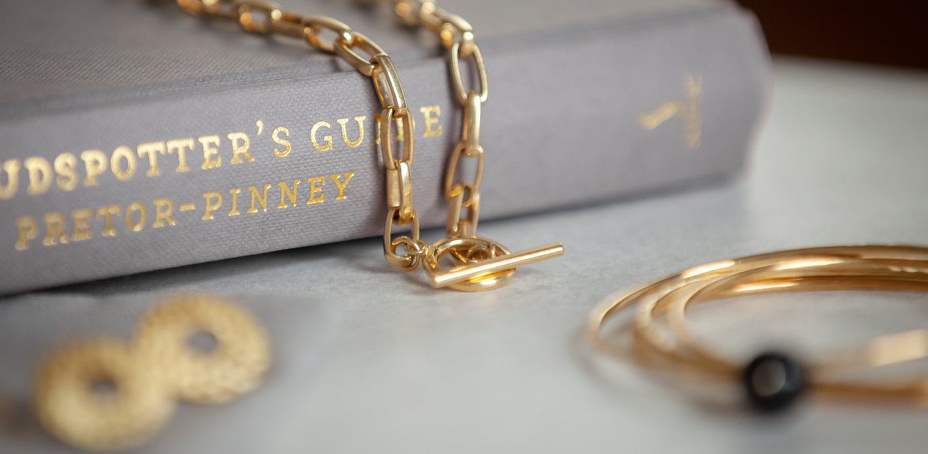 Lee Gold Rectangular Link T-bar Necklace