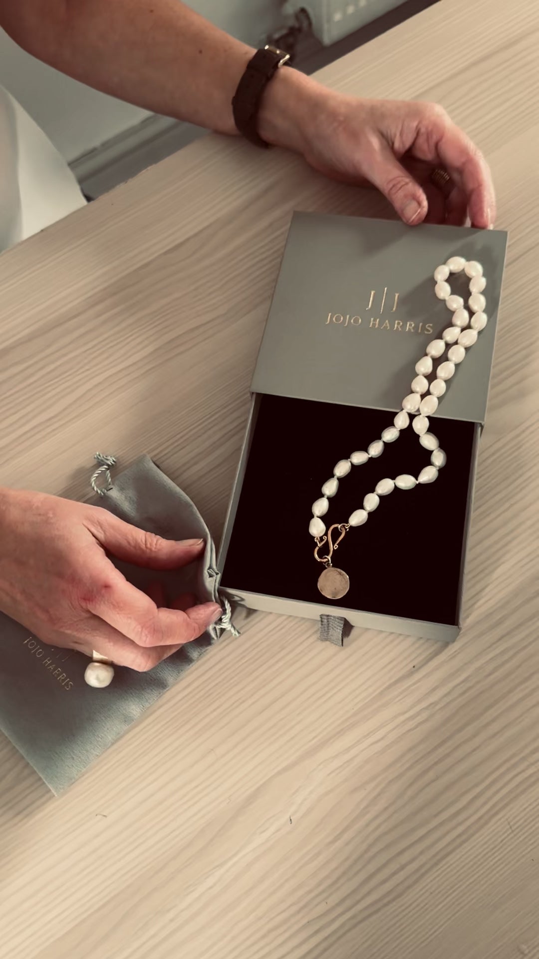 Helena Pearl Necklace With Gold Coin